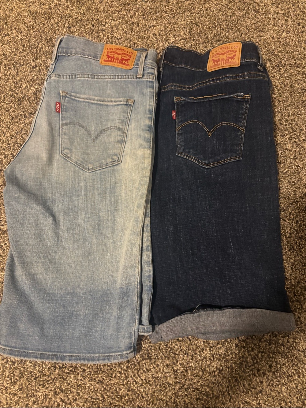 LEVI’S WOMEN’S BERMUDA SHORTS BUNDLE (SIZE 29)